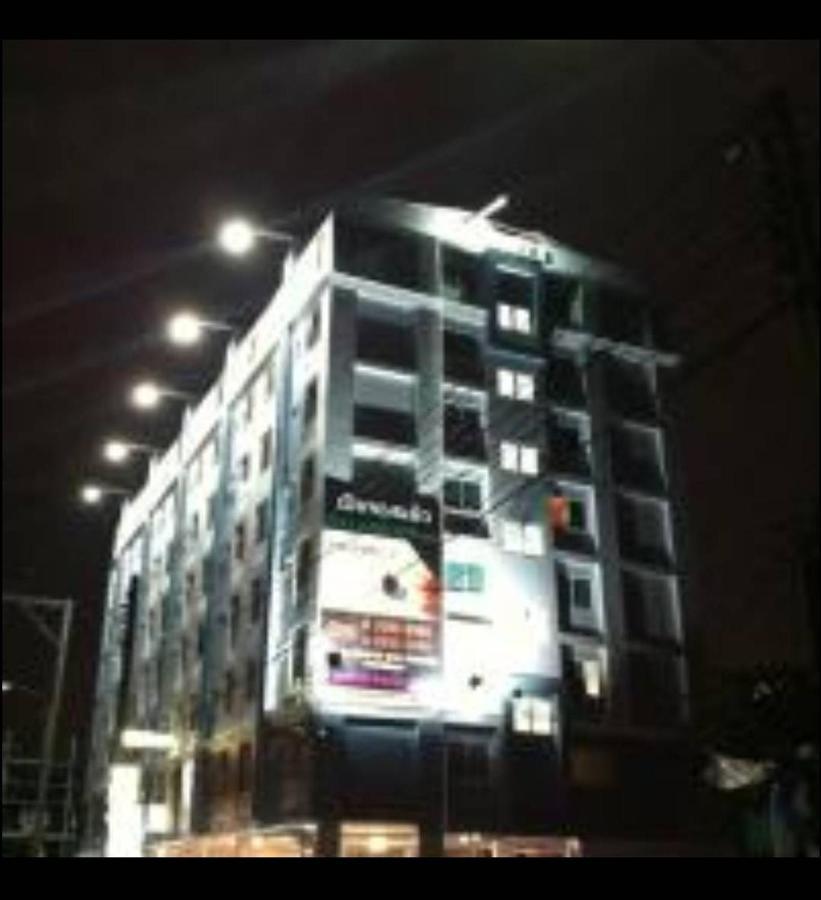 Appartamento Ruamsab2 รวมทรัพย์2 Bangkok Esterno foto